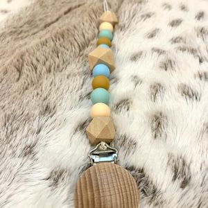 Silicone Beaded Pacifier Clip